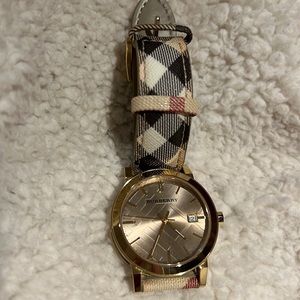 Women’s Burberry Watch